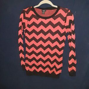 Forever 21 Med Coral/Black Chevron Sweater